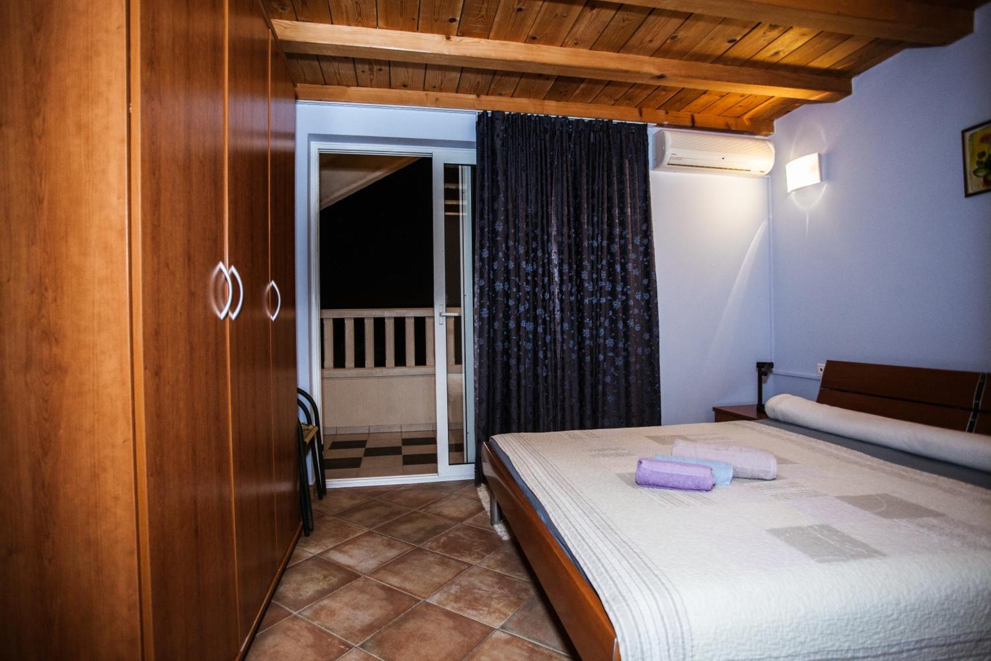 Apartments Agava-Mirjana Omiš Cameră foto